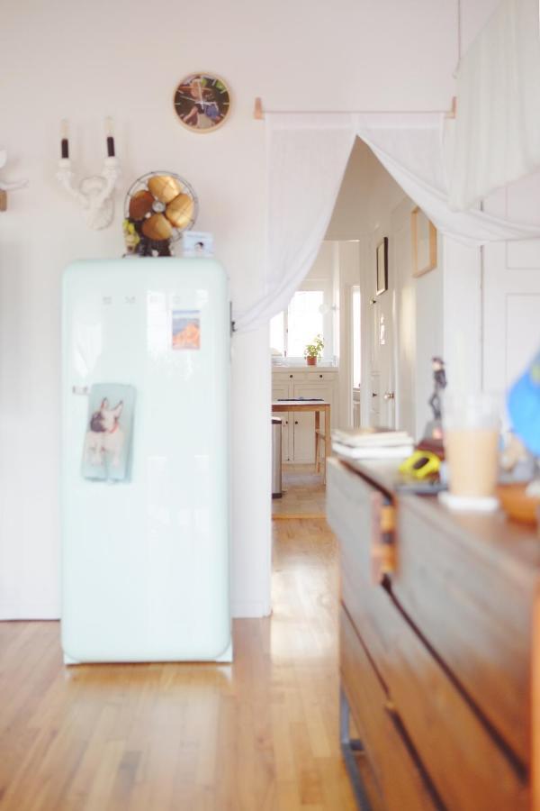 Gorgeous In Trendy Echo Park Apartment *
